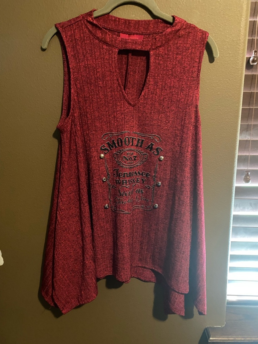 Hand crafted Sleeveless Keyhole Tank
